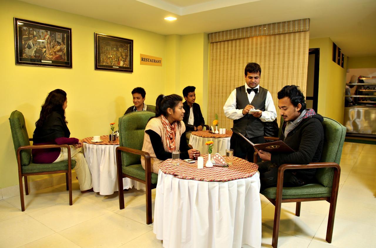 Classic Nepal Hotel Kathmandu Buitenkant foto